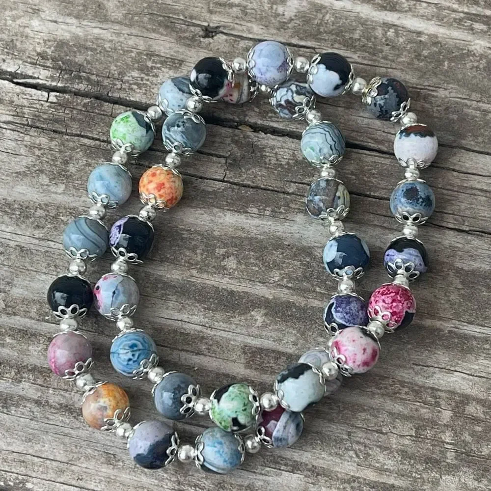 Colorful orca stretch bracelet silver tone black blue pink beads beaded NEW dyed